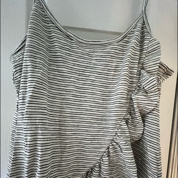 Anthropologie brand new cami style shirt with ruffle detail - Picture 2 of 8